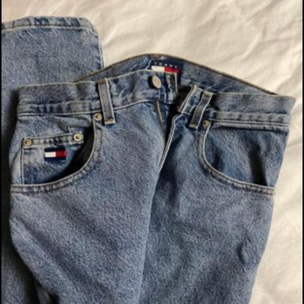AUTHENTIC VINTAGE TOMMY JEANS NEVER WORN - Picture 2 of 3